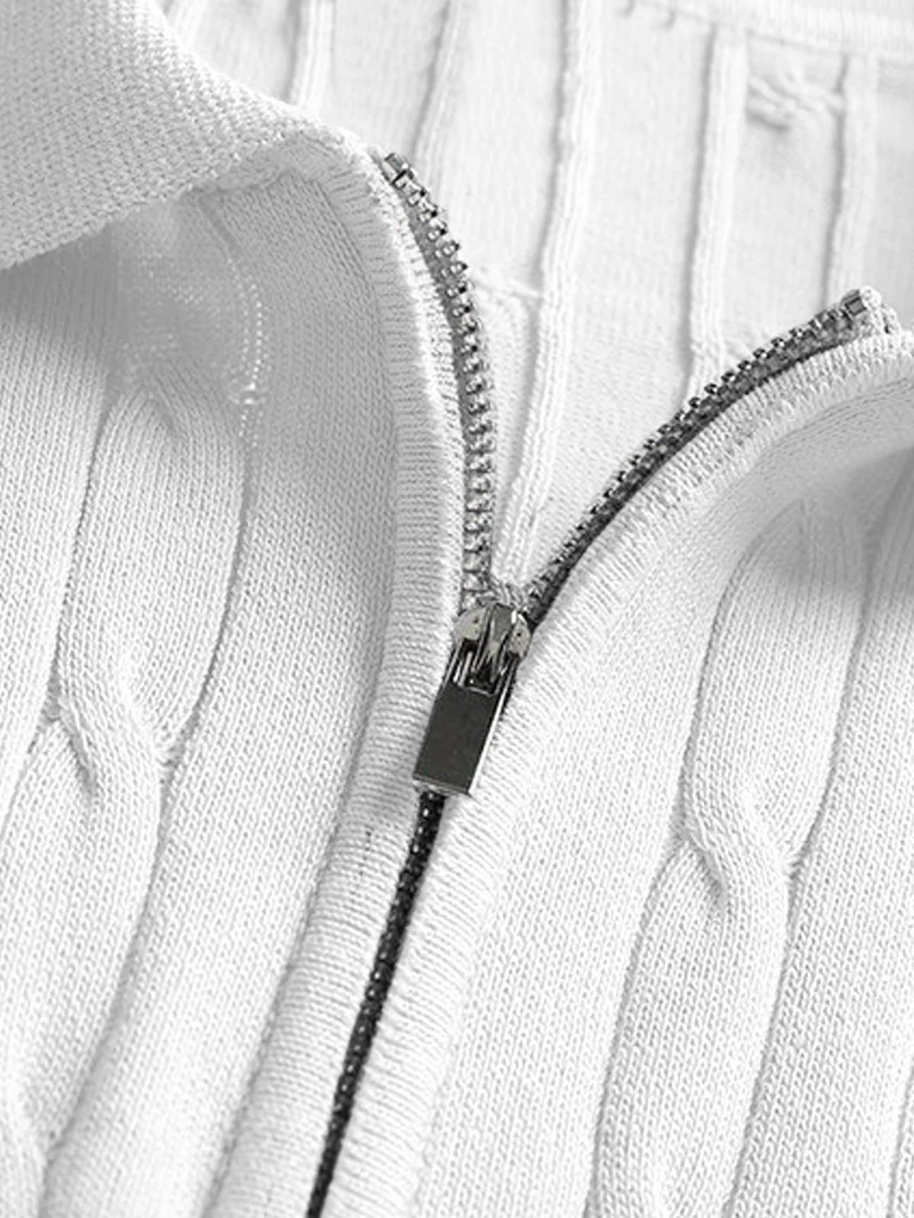 Valerio | Polo jacquard y pantalón tapered