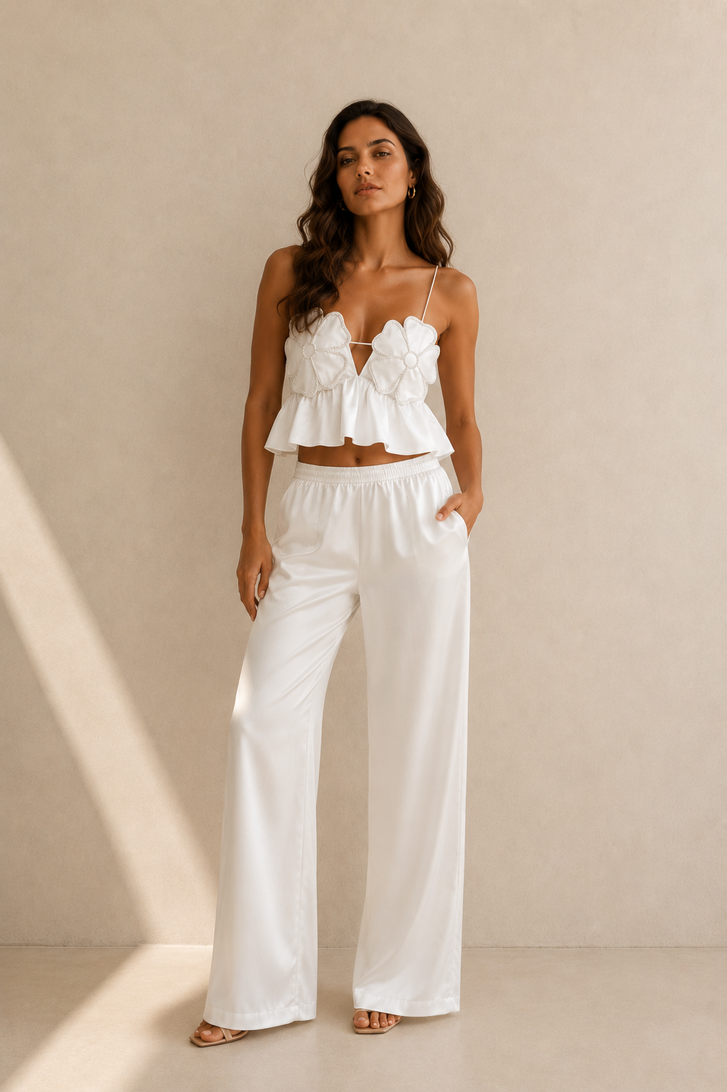 Arabella | Top floral con pedreria