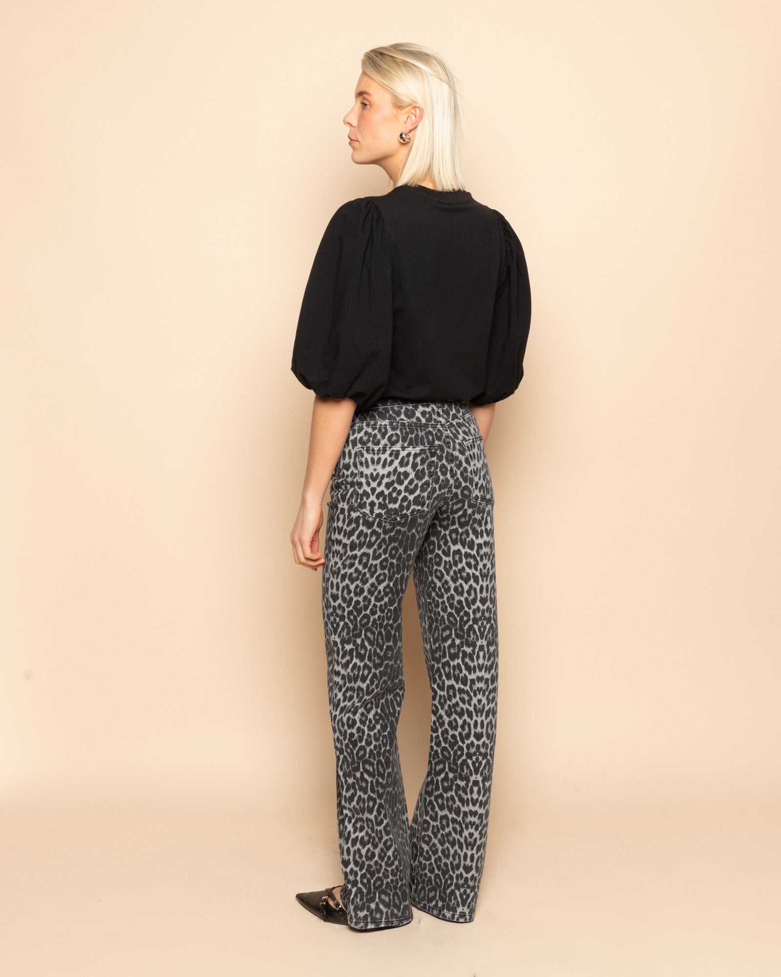 Jeans Oscura | leopardo gris
