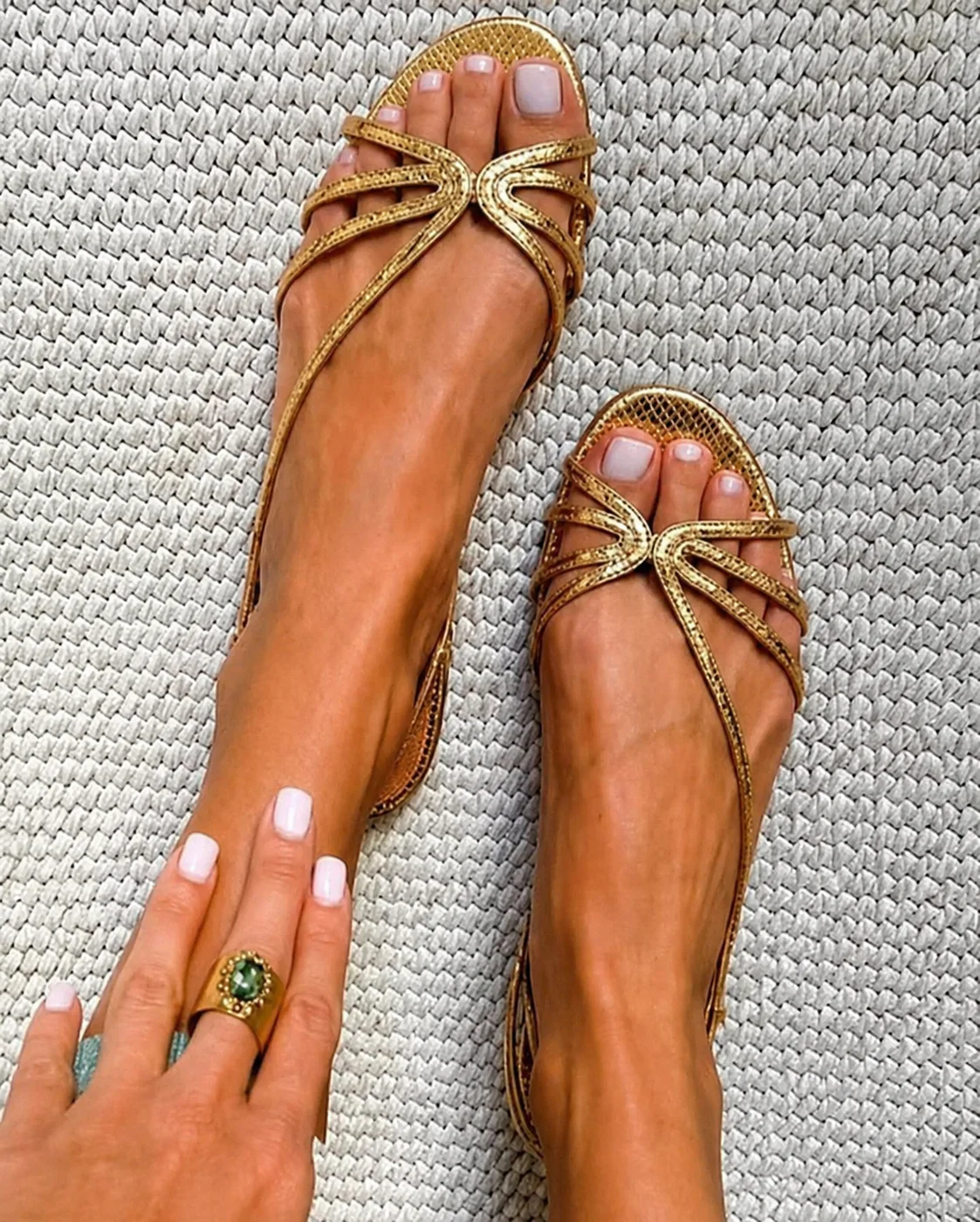 Naia | Sandalias planas
