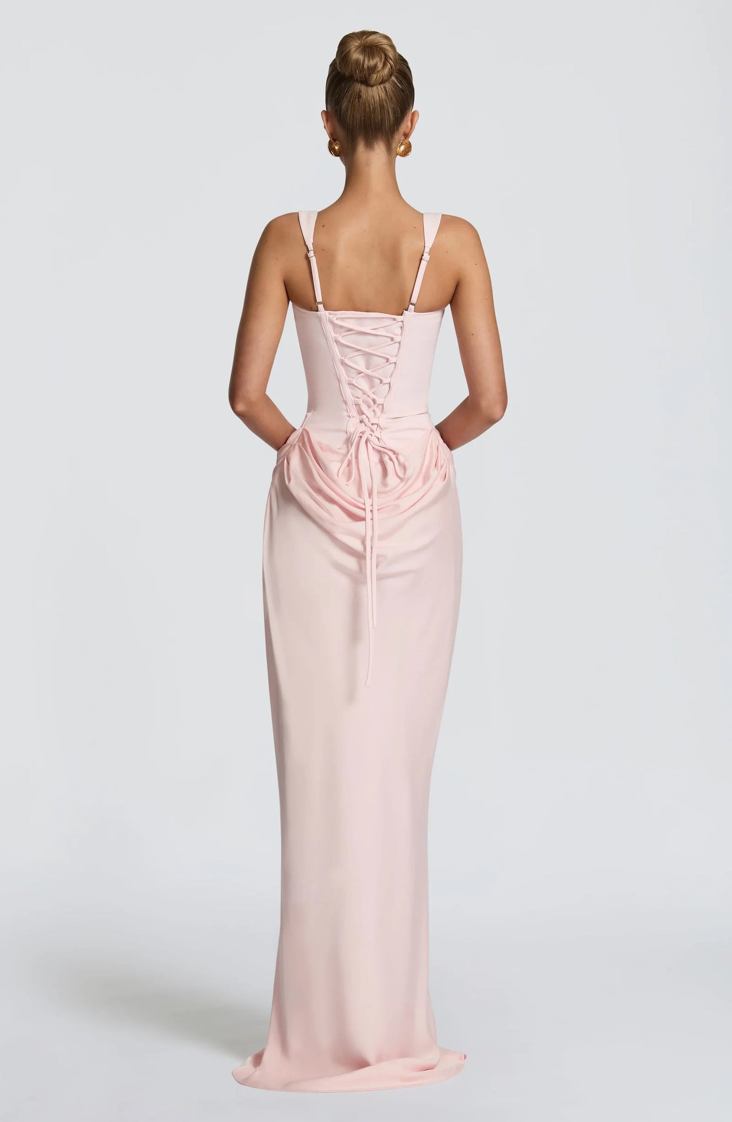 Cornelia | Vestido esculpido
