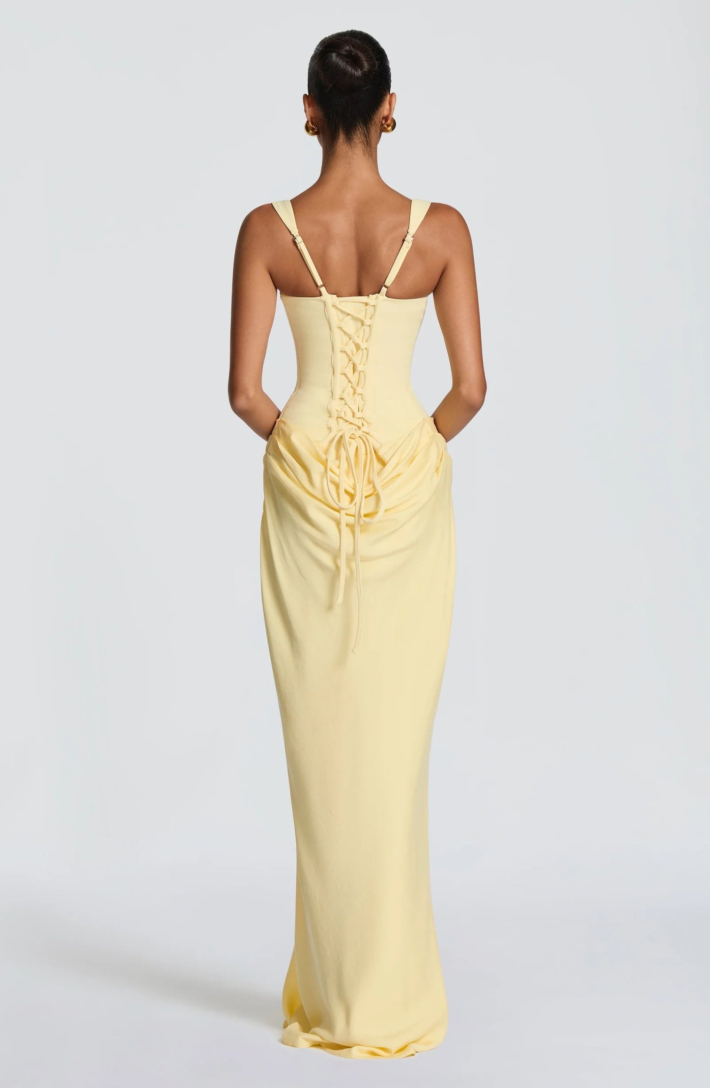Cornelia | Vestido esculpido