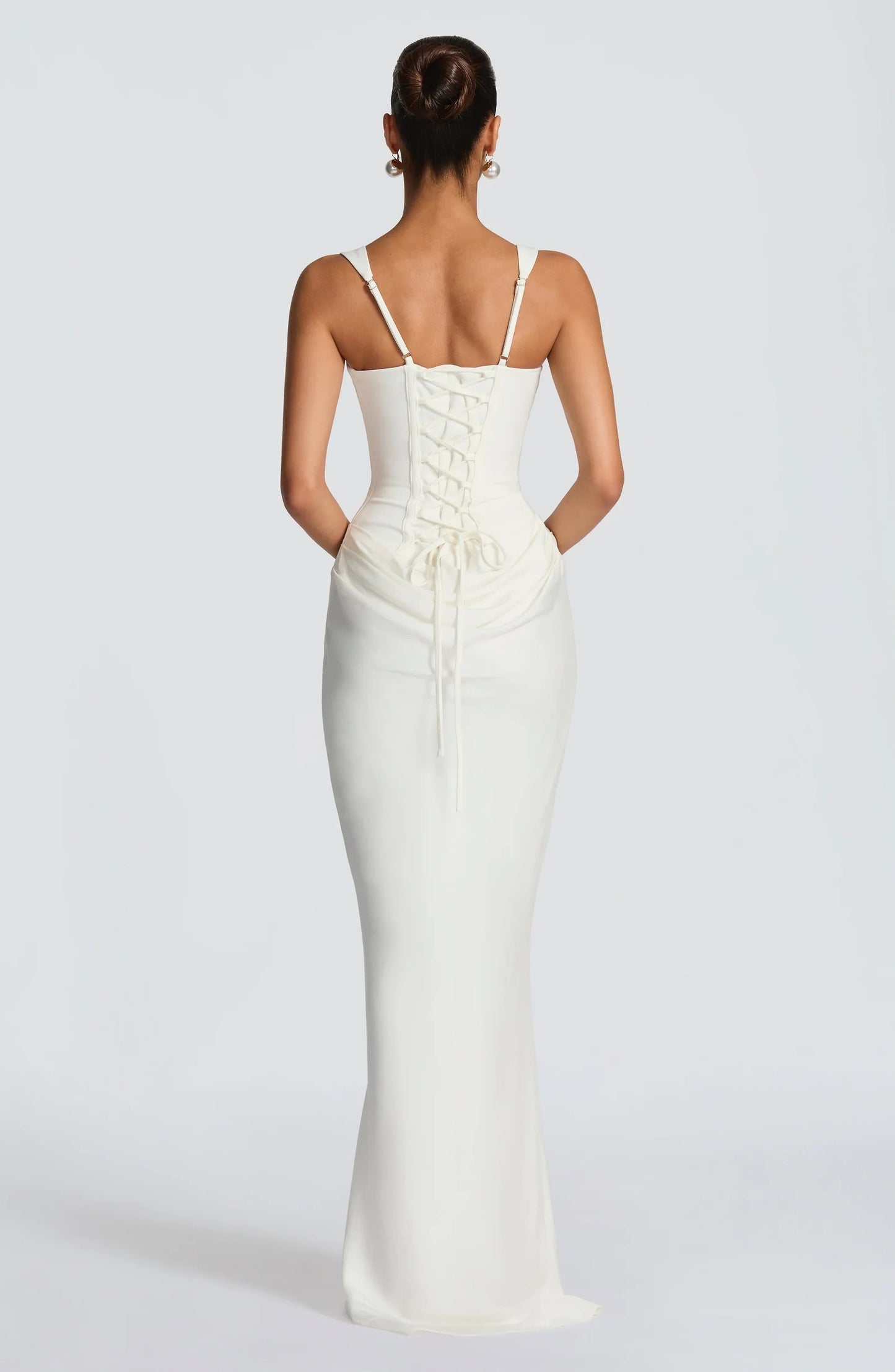 Cornelia | Vestido esculpido