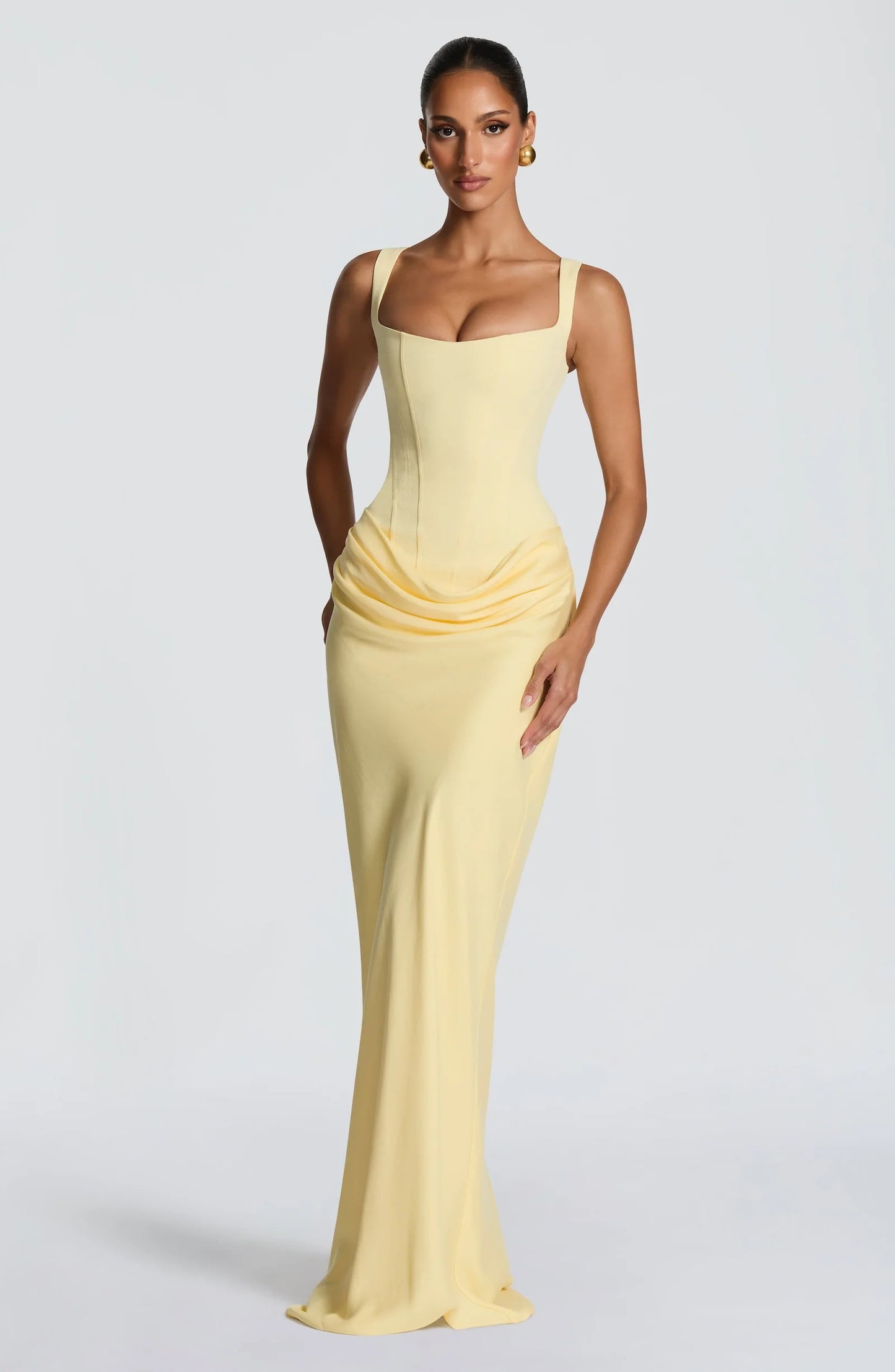 Cornelia | Vestido esculpido